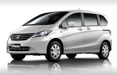 Honda Freed — цена, фото, характеристики