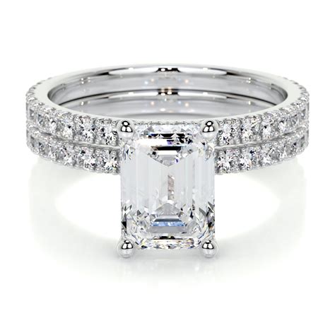 Blue Jewelry Emerald Cut Excellent 2.4 Ct Moissanite Ring For Women's ...