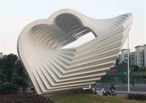 上海浦东新区构筑物雕塑