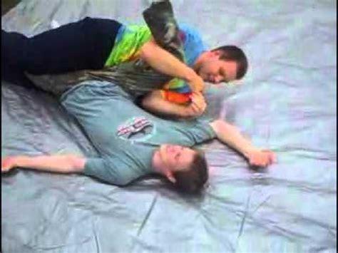 Side-Roll into a Banana-Split (Backyard Wrestling Move) - YouTube