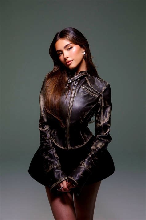 Madison Beer Deepfake Nudes