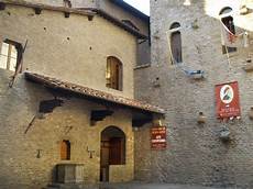 trova casa firenze museo casa di dante sguardo sul medioevo trova casa firenze museo casa di dante sguardo sul medioevo