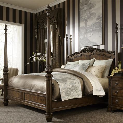 bedroom 4 poster bed