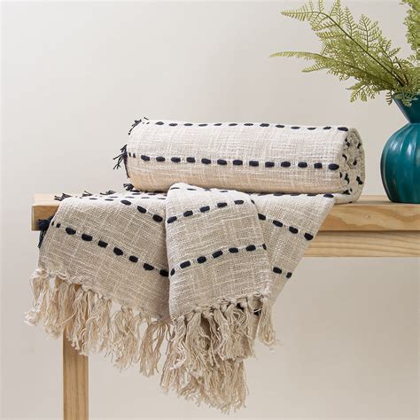 Buy Luxury 100% Cotton Woven Throw Online at DMAASA.in – Dmaasa