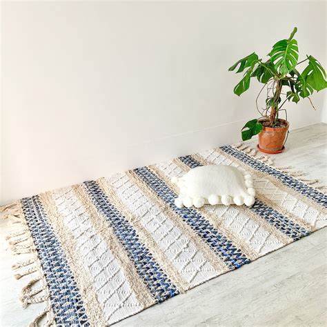 BOHO Ivy Hand Woven Rug - White and Blue Online - Premium Rug | Nestasia