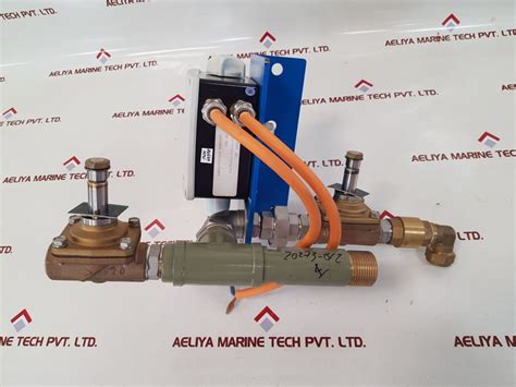 Danfoss rt200 pressure switch with a3281-003 and ckd adk11-20a valve ...