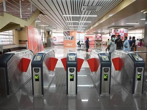 lahore orange line metro train: Lahore Orange Line Metro Train ...