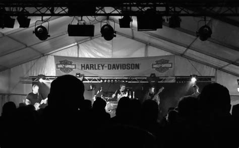 100 Days Song 的图像结果