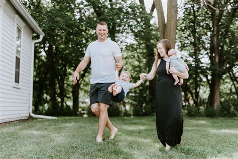 Omaha Moms Blog:: Introducing Dani