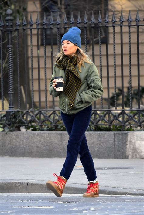 Sienna Miller Street Style 01/15/2019 • CelebMafia