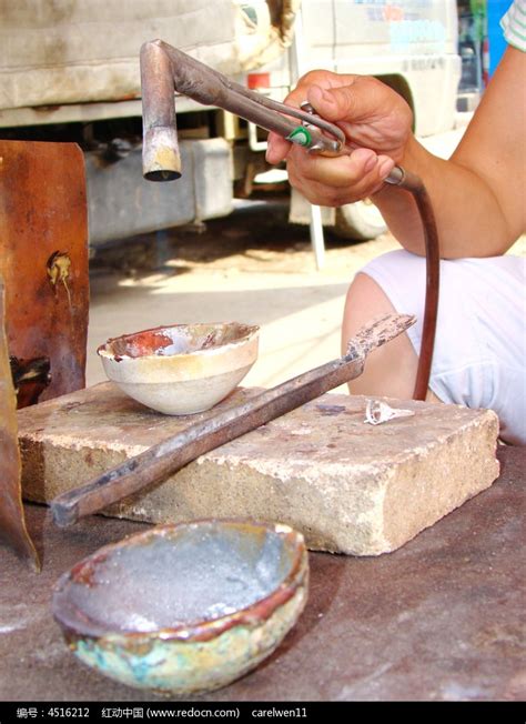 云南手工银饰教学，金银加工培训，金属工艺制作传承_银器