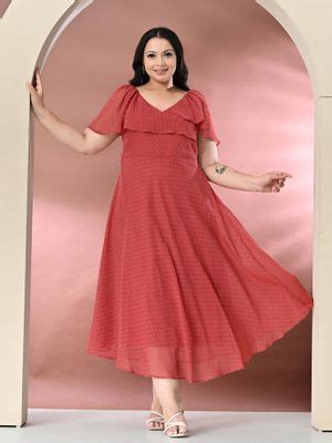 Buy Desi Noor Plus Size Peach Georgette Midi Dress (2XL) Online