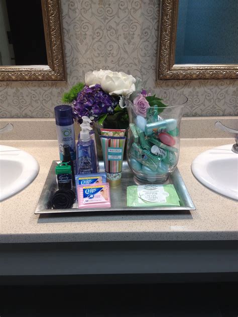 Bathroom Basket For Wedding Reception at Lisa Disalvo blog
