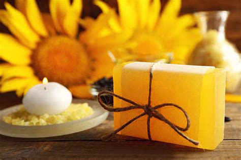 The Amazing Benefits of Sunflower Oil | Femina.in
