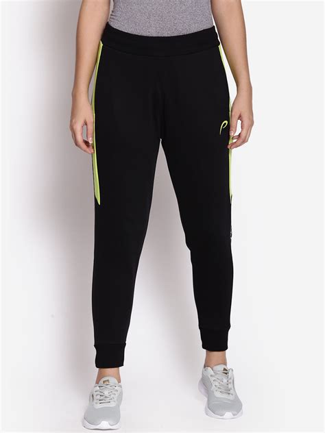 Buy Fila Black Snug Fit Sports Tights @ Rs 435 | Fila India