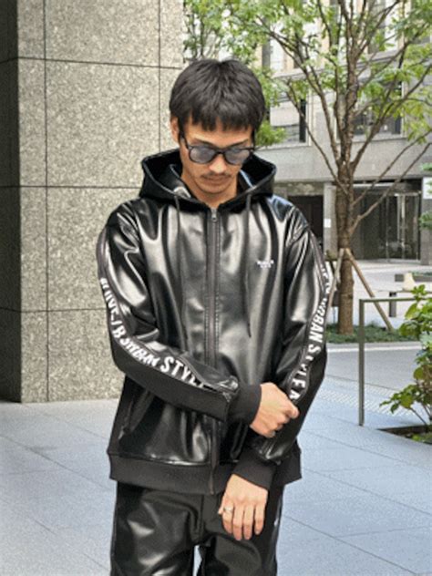 【LUXE/R】(45880)PU合皮素材 袖ポケットパーカー | LUXE/R