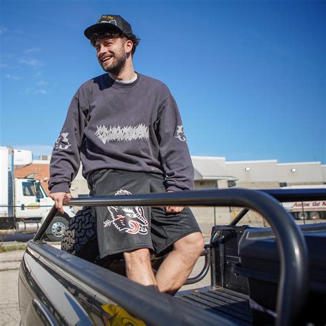 Wolf Champion Mesh Shorts - Stuntin Goods