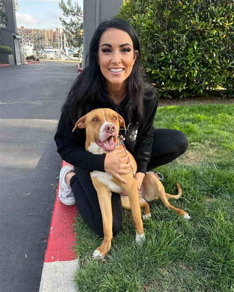 Courtney Tillia - Age, Height, Net Worth, Boyfriend, Facts, Bio, Wiki