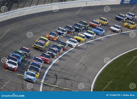 NASCAR: May 12 KC Masterpiece 400 Editorial Stock Image - Image of ...