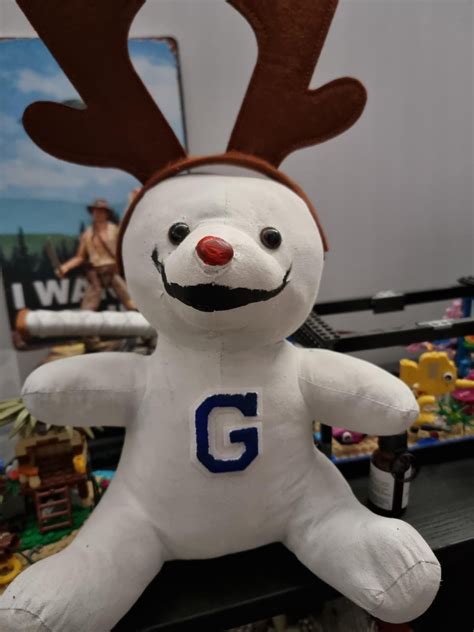 I made my partner the Greendale Human Being for Christmas : r/community