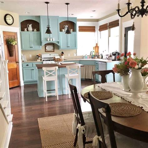 23 Farmhouse Blue Kitchen Cabinets for a Timeless Kitchen