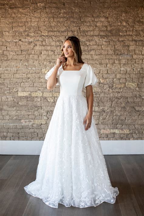 Simple Modest LDS wedding dress, Modest Puff Sleeves dress, LDS Wedding Dress. Plus size modest ...