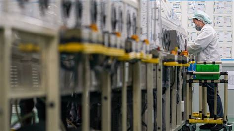 Panasonic chooses Kansas for electric vehicle battery mega-factory ...
