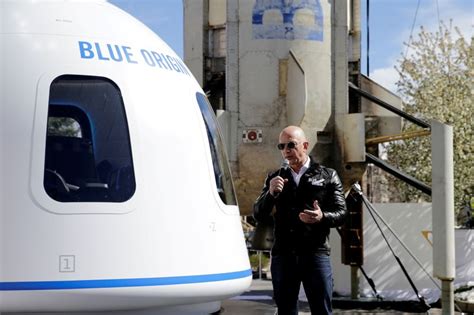 Bezos’ Blue Origin delays debut launch of new Glenn rocket By Investing.com