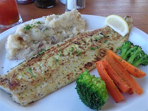 THE MELDRUM BAY INN (Ontario) - B&B Reviews & Photos - Tripadvisor