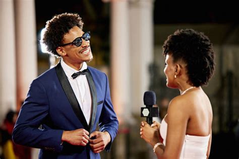 Interview a Famous Person 的图像结果