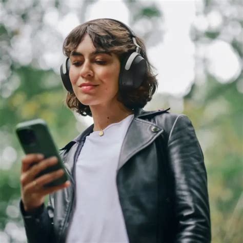 Buy the Sennheiser HDB 630 Noise Cancelling Headphone