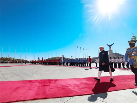 Makrand Deshpande & Brijendra Kala unveil the trailer of 'Jaan Abhi ...