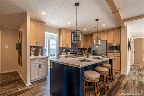 Ascend The Amsterdam 3252H32A2H by Champion Homes - Preferred Choice ...