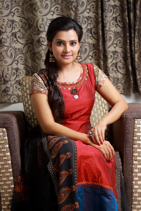 Cini Talk | Sruthi Raj, Sruthi Raj Gallery,Sruthi Raj Images,Sruthi Raj ...
