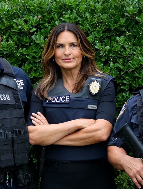 Mariska Hargitay - "Law and Order: Special Victims Unit" Set in Queens ...
