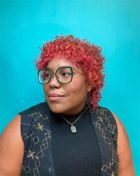 40 Short Non-Binary Haircuts That Inspire Self-Expression