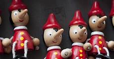 testo canzone pinocchio naso di legno pinocchio sigla con testo e accordi testo canzone pinocchio naso di legno pinocchio sigla con testo e accordi