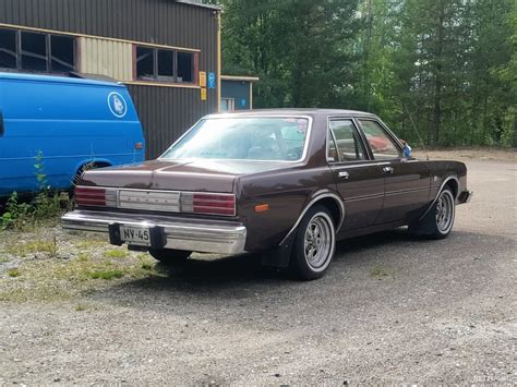 Dodge Aspen Porrasperä 1980 - Vaihtoauto - Nettiauto