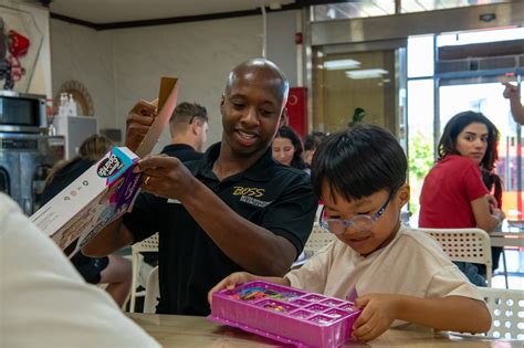 Camp Humphreys BOSS Soldiers build bonds, bracelets at Korean orphanage ...