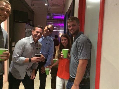 Hawaii Dialogix Telecom Office Photos