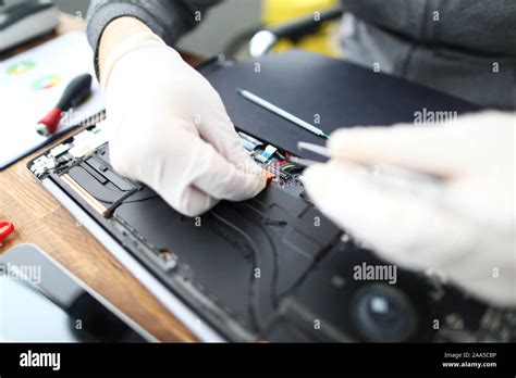 Computer Repair Technician 的图像结果