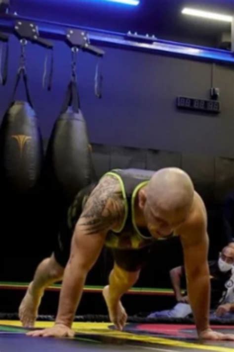 Brazilian Man Does 951 Burpees In An Hour, Sets Guinness Record