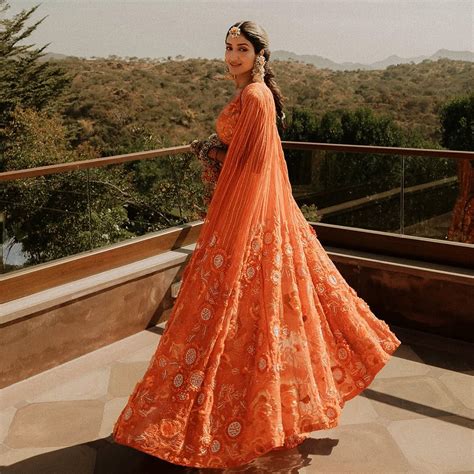 Ace Indian designers decode upcoming bridal and wedding trends in 2025.
