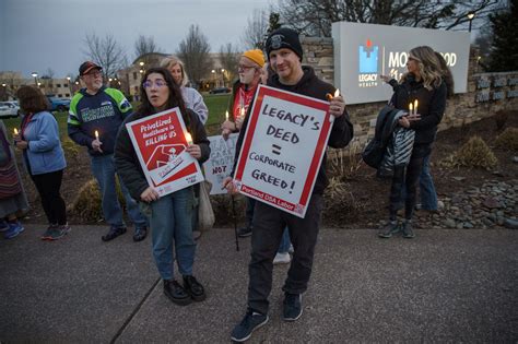 Legacy Mount Hood Medical Center protest - oregonlive.com