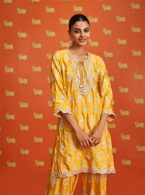 Mulmul Cupro Satin Alia Intira Yellow Kurta With Mulmul Cupro Satin Al