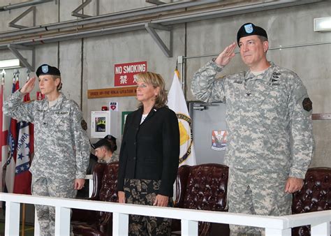 USAG Japan holds change of command ceremony | Article | The United ...