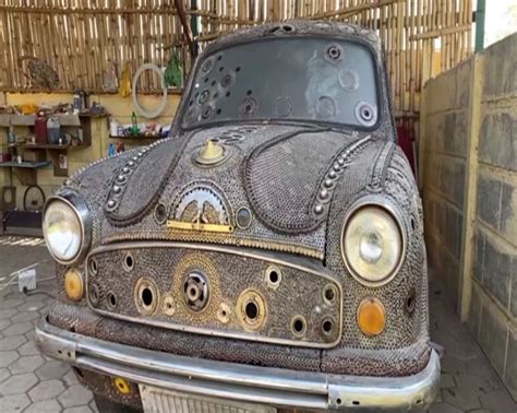 Scrap Ambassdor : 1000 కిలోల స్ర్కాప్ మెటీరియల్ తో అంబాసిడర్ కారు తయారు ...