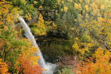 15 Best East Coast Fall Vacation Ideas for a Perfect Getaway