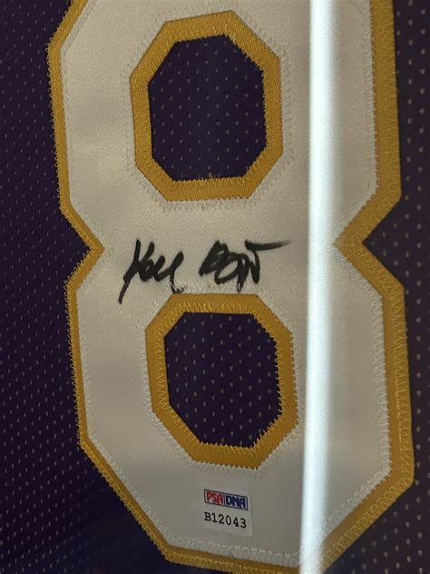 Kobe Bryant autograph jersey value