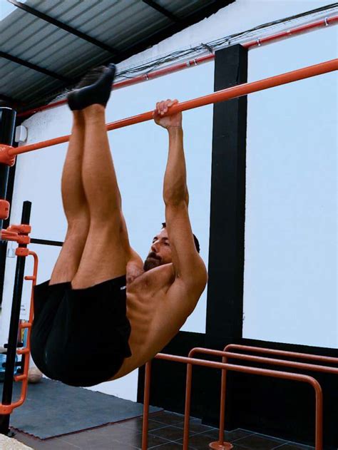 Leg Raises Exercise 的图像结果